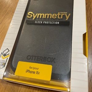 iPhone 10xr Otterbox Case